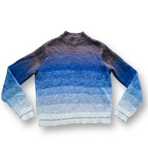 American Eagle Blue Ombré Fuzzy Soft Sweater Women’s Size Medium